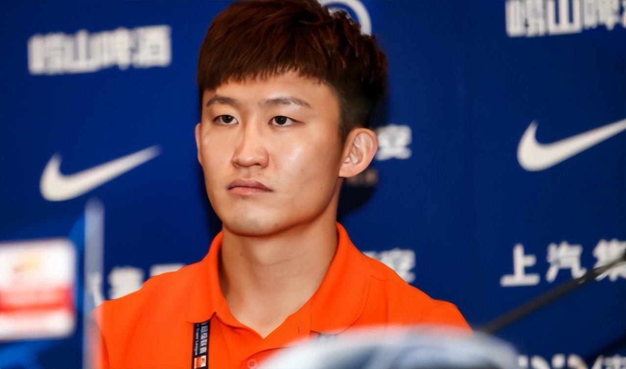 世界杯官方会员-武汉三镇右后卫位置需要补强，球迷建议引进鲁能王彤，值得期待